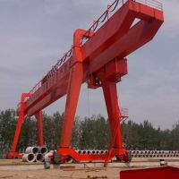 鎮(zhèn)江門式起重機(jī)。龍門吊