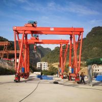 宜昌市夷陵區(qū)路橋工程輪胎吊起重機(jī)各種型號(hào)起重機(jī)，行吊廠家直銷