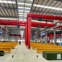 湖北省宜昌市西陵區(qū)半門式龍門吊起重機(jī)，龍門吊，行吊