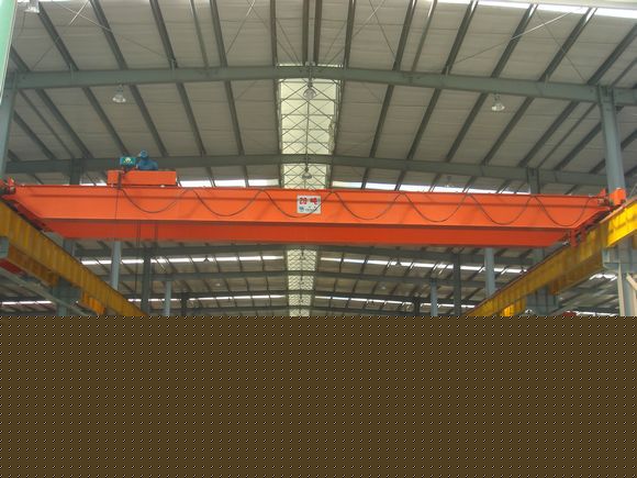 重慶LH型電動葫蘆雙梁起重機(jī)