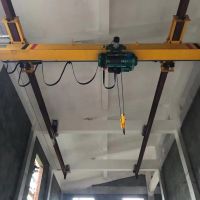四川成都起重機(jī)懸臂吊 成都行車廠家、四川新盛華起重機(jī)有限公司
